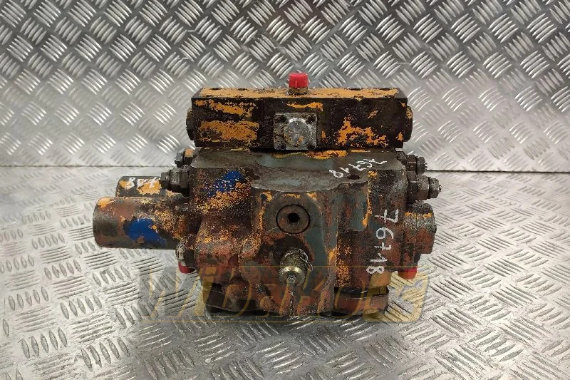 Liebherr L551 M/2,E-1 - Гидравлический клапан для Строительной техники: фото 1 Liebherr L551 M/2,E-1 - Гидравлический клапан для Строительной техники: фото 1