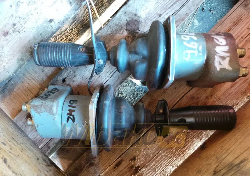 Rexroth 4TH6U12.13/1M - Гидравлический клапан для Строительной техники: фото 1 Rexroth 4TH6U12.13/1M - Гидравлический клапан для Строительной техники: фото 1