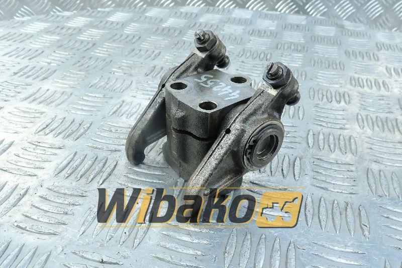 Rocker arm Volvo TD122KHE 423266/423264/423263 - Головка блока для Строительной техники: фото 1 Rocker arm Volvo TD122KHE 423266/423264/423263 - Головка блока для Строительной техники: фото 1