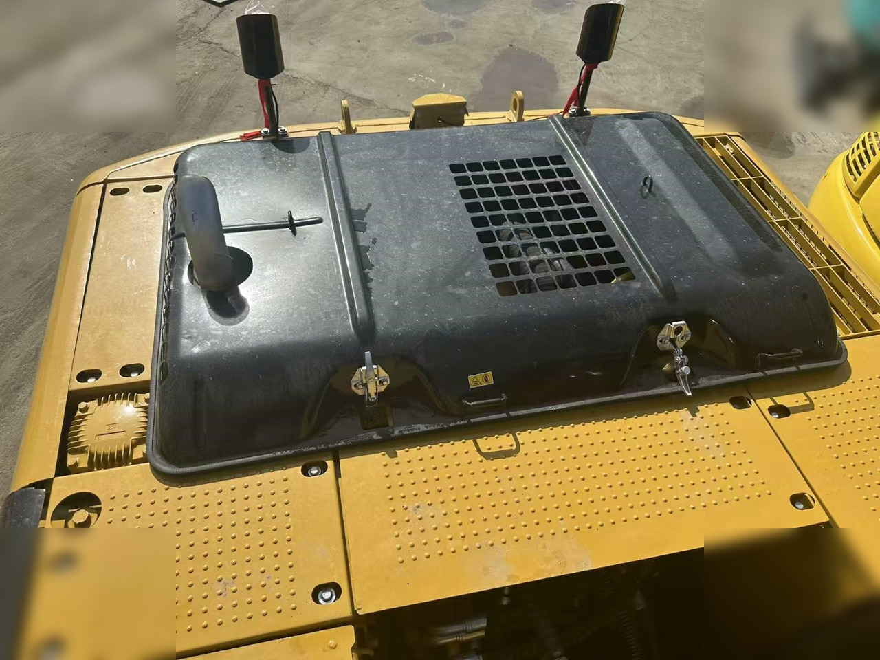 Гусеничный экскаватор CATERPILLAR 320D2L: фото 6