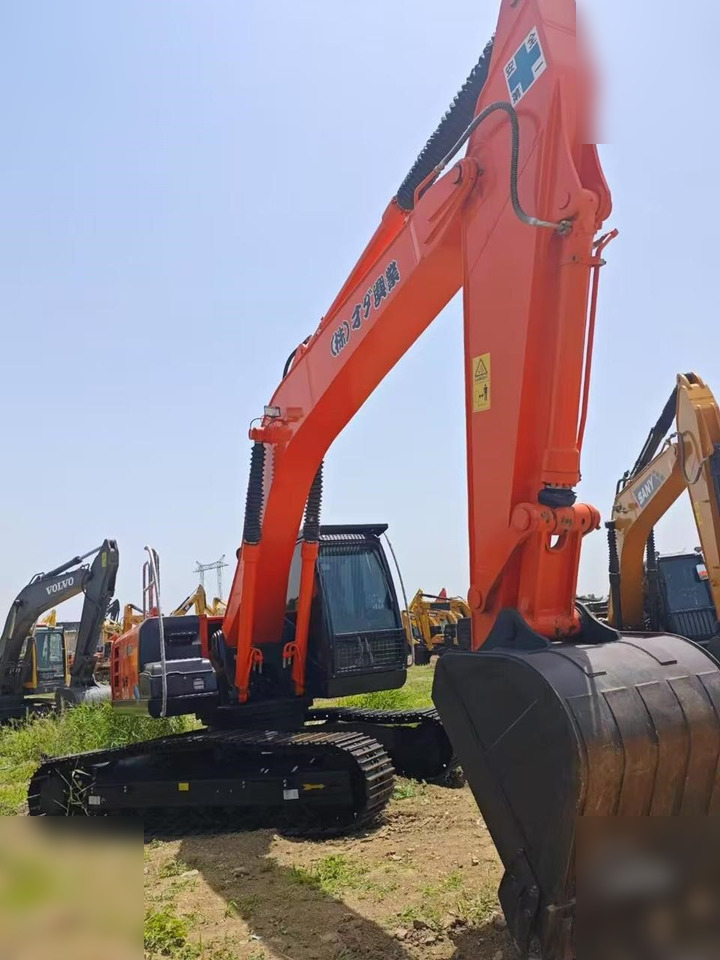 HITACHI ZX240 - Гусеничный экскаватор: фото 2 HITACHI ZX240 - Гусеничный экскаватор: фото 2