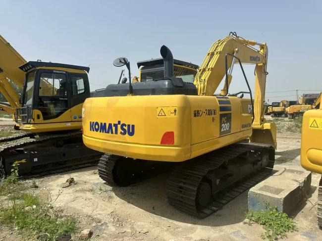 KOMATSU 200-8 - Колёсный экскаватор: фото 4 KOMATSU 200-8 - Колёсный экскаватор: фото 4