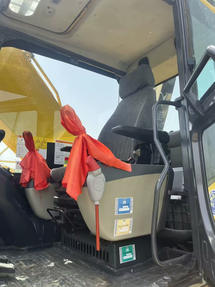KOMATSU pc200 - Гусеничный экскаватор: фото 5 KOMATSU pc200 - Гусеничный экскаватор: фото 5