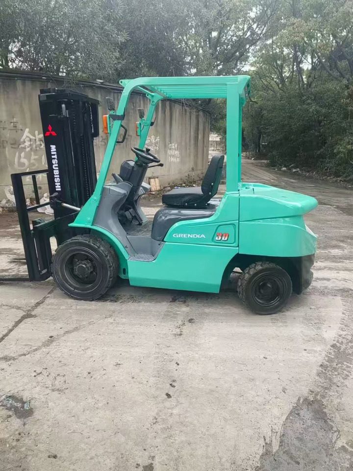 MITSUBISHI 3-ton - Дизельный погрузчик: фото 4 MITSUBISHI 3-ton - Дизельный погрузчик: фото 4