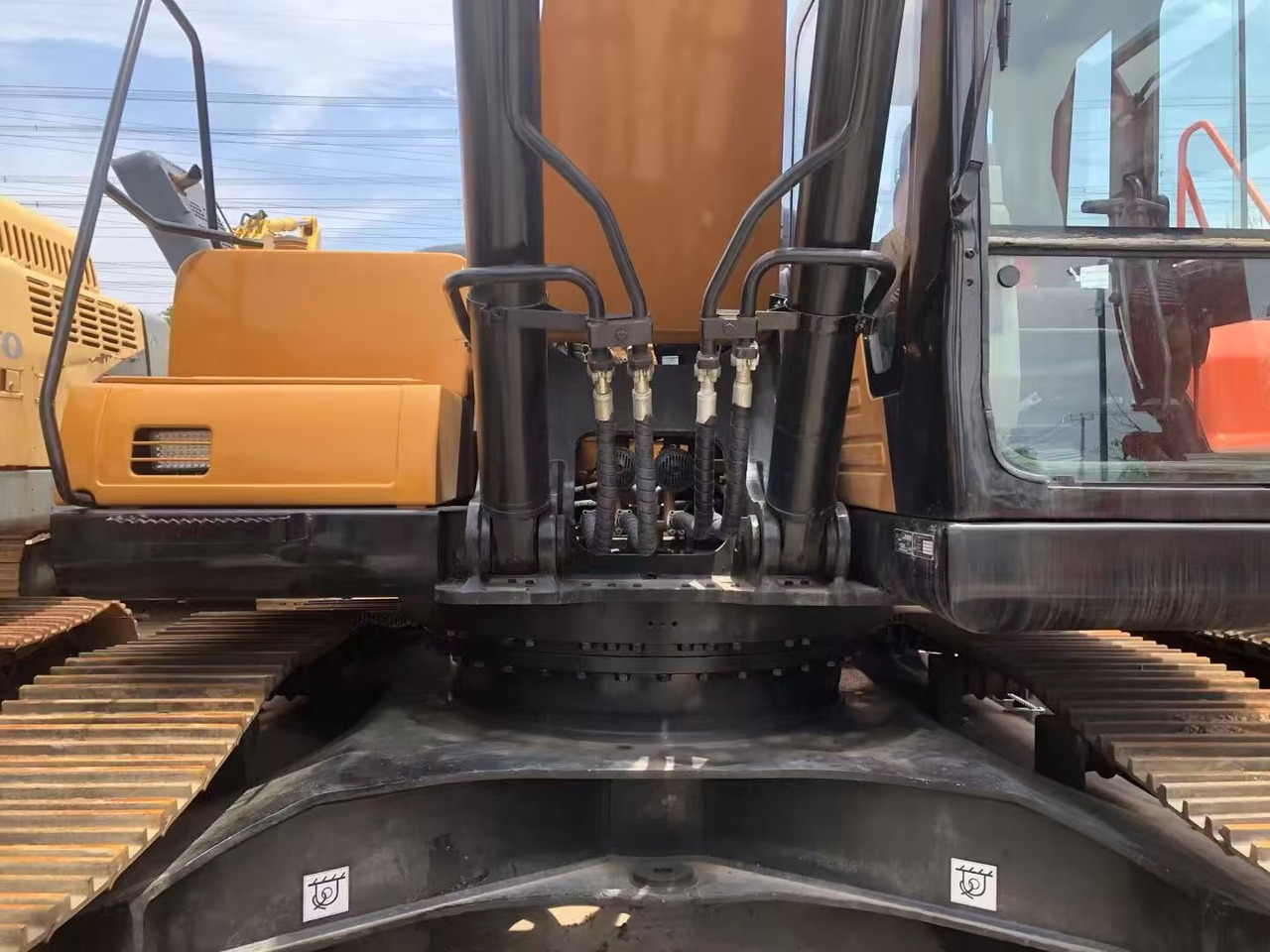 Гусеничный экскаватор SANY SY365H: фото 10 Гусеничный экскаватор SANY SY365H: фото 10