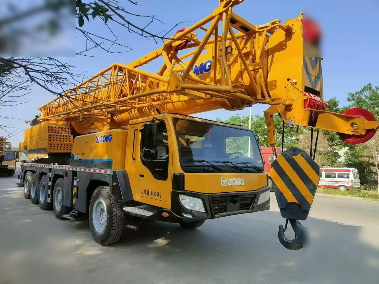 XCMG QY100KA - Вседорожный кран: фото 1 XCMG QY100KA - Вседорожный кран: фото 1