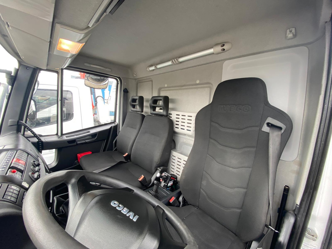Самосвал IVECO 75E16: фото 10