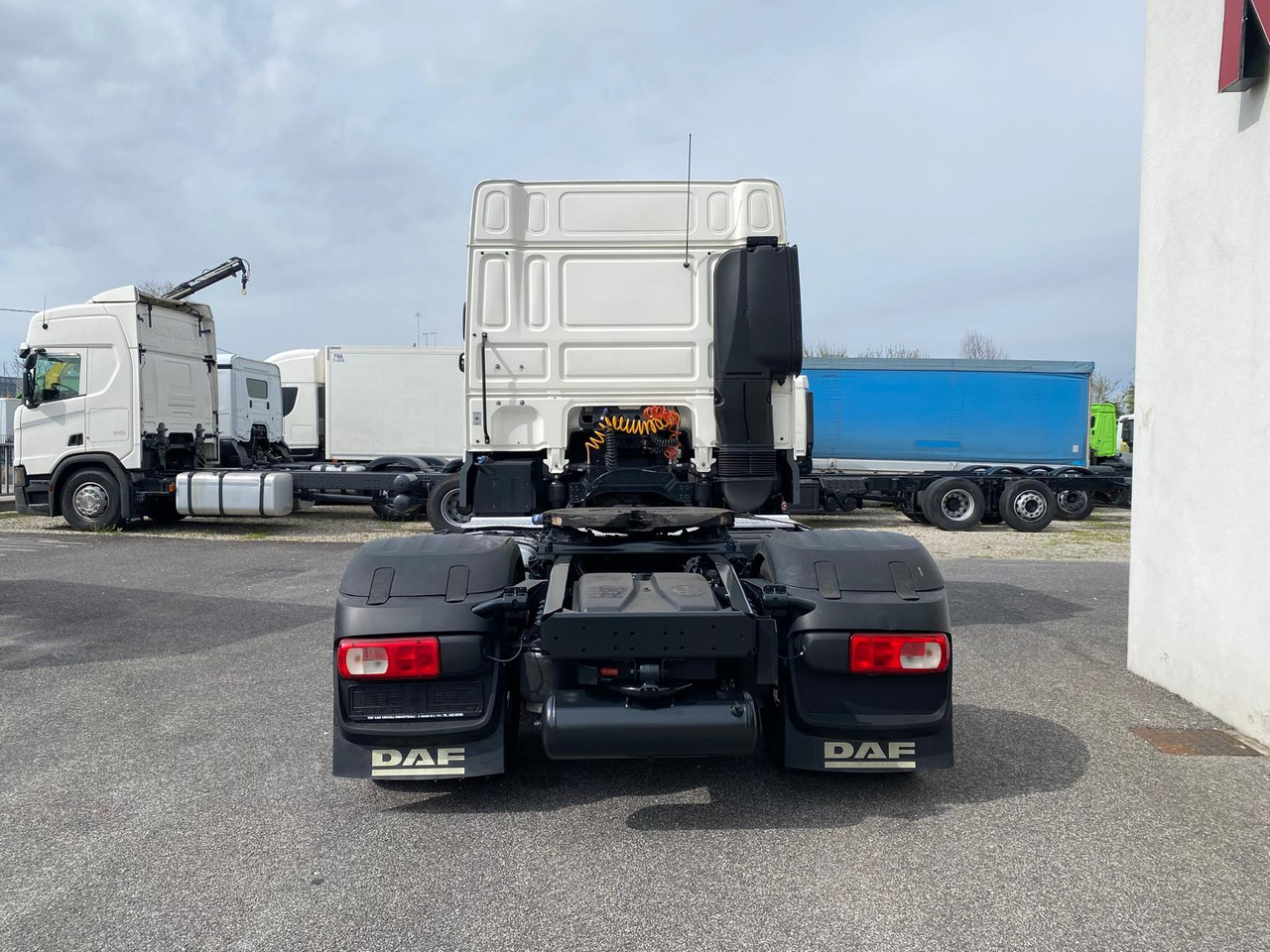 Тягач DAF XF 450: фото 7