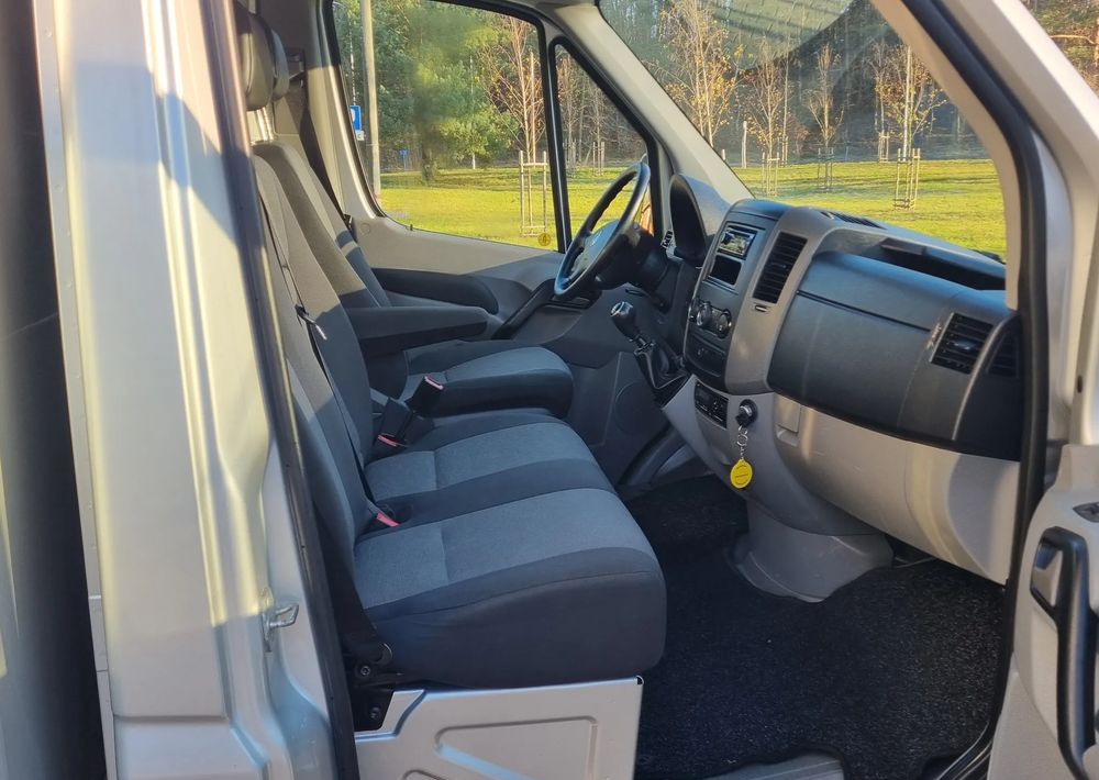 Фургон с закрытым кузовом Volkswagen Crafter: фото 15