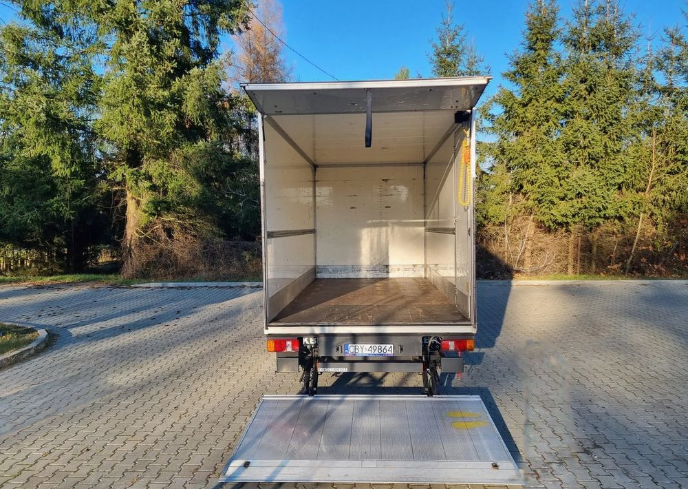 Фургон с закрытым кузовом Volkswagen Crafter: фото 8