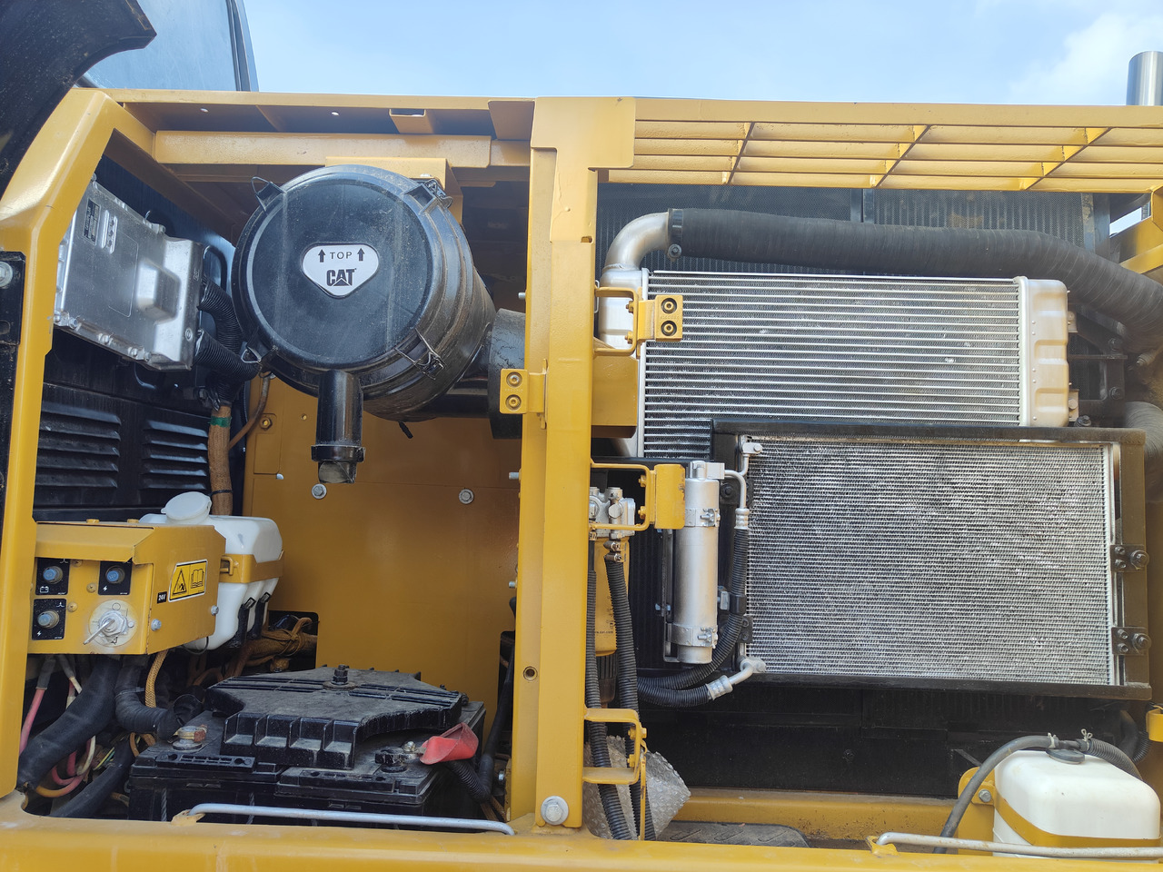 Гусеничный экскаватор CATERPILLAR 95% New Well Maintained Low Working Hours Used Excavator CAT320D CAT320d Used Excavator for Sale at the Lowest Price [ Copy ]: фото 8