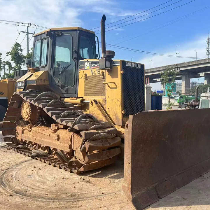 Good Condition D5M Mini Bulldozer New Crawler Bulldozer with Parts Price Bulldozers - Бульдозер: фото 4 Good Condition D5M Mini Bulldozer New Crawler Bulldozer with Parts Price Bulldozers - Бульдозер: фото 4