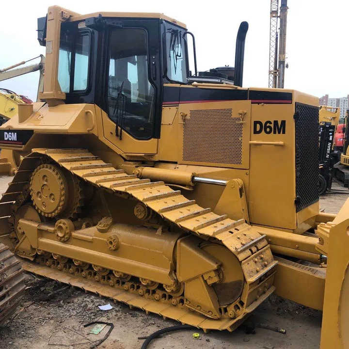 Good Condition D6m Mini Bulldozer New Crawler Bulldozer with Parts Price Bulldozers - Бульдозер: фото 2 Good Condition D6m Mini Bulldozer New Crawler Bulldozer with Parts Price Bulldozers - Бульдозер: фото 2