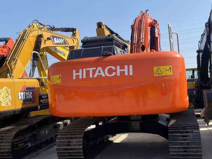 Hitachi Brand Zx210 Crawler Excavator 21tons Digger for Sale Used Hitachi Zx200 210 350 Excavator in Stock on Sale - Гусеничный экскаватор: фото 4 Hitachi Brand Zx210 Crawler Excavator 21tons Digger for Sale Used Hitachi Zx200 210 350 Excavator in Stock on Sale - Гусеничный экскаватор: фото 4
