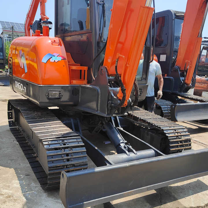 Original Second-hand Doosan DH60-7 Excavator Is in Good Condition Strong and Simple Maintenance - Гусеничный экскаватор: фото 3 Original Second-hand Doosan DH60-7 Excavator Is in Good Condition Strong and Simple Maintenance - Гусеничный экскаватор: фото 3