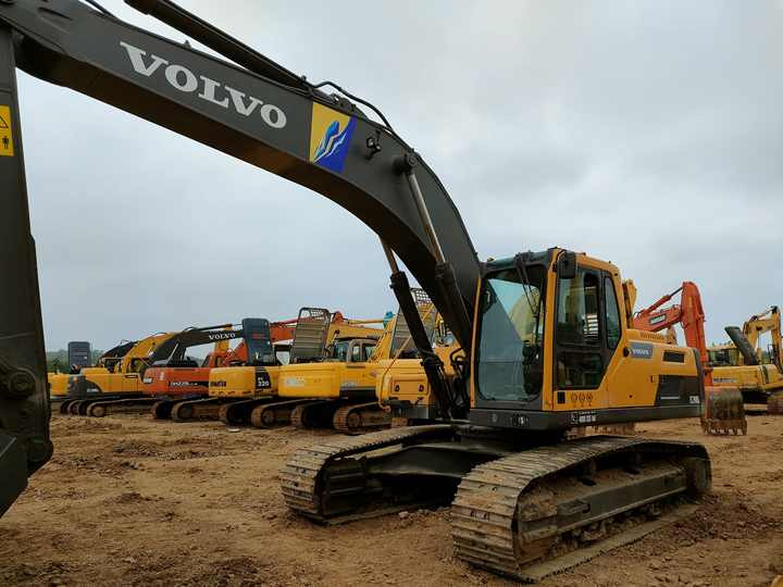 Used Strong Power volvo EC290 Korea Excavator volvo Excavator 290 for Sale 20T 30T EC210 EC240 EC300 EC360 - Экскаватор: фото 3 Used Strong Power volvo EC290 Korea Excavator volvo Excavator 290 for Sale 20T 30T EC210 EC240 EC300 EC360 - Экскаватор: фото 3