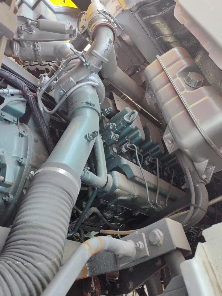 Howo HOWO 8X4 dump truck for sale - Самосвал: фото 3 Howo HOWO 8X4 dump truck for sale - Самосвал: фото 3