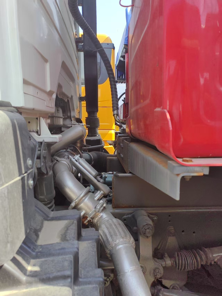 Howo HOWO 8X4 dump truck for sale - Самосвал: фото 5 Howo HOWO 8X4 dump truck for sale - Самосвал: фото 5