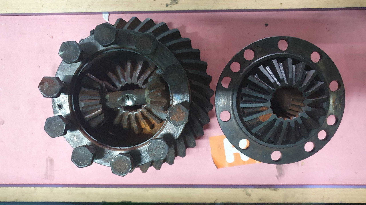Mechanizm różnicowy satelity Deutz Same Lamborghini 0.275.4622.3 - Запчасти для Сельскохозяйственной техники: фото 1 Mechanizm różnicowy satelity Deutz Same Lamborghini 0.275.4622.3 - Запчасти для Сельскохозяйственной техники: фото 1