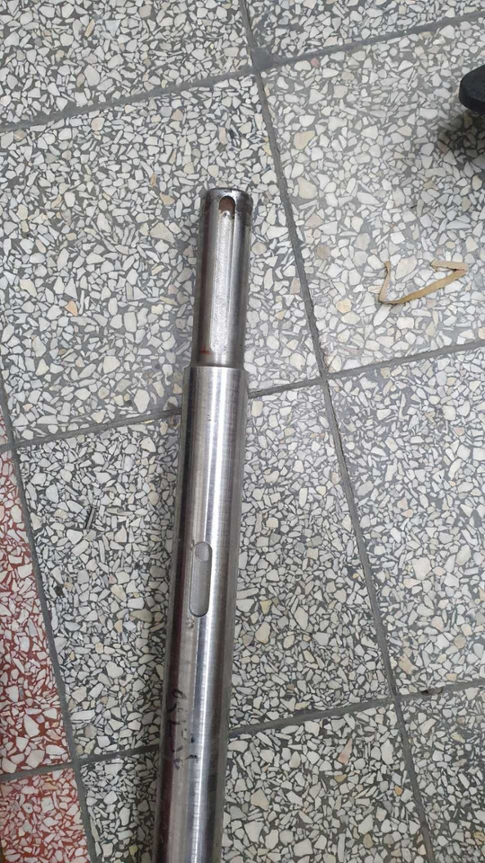 Wał odrzutnika kombajn Deutz Fahr 0625_6572 - Запчасти для Сельскохозяйственной техники: фото 2 Wał odrzutnika kombajn Deutz Fahr 0625_6572 - Запчасти для Сельскохозяйственной техники: фото 2