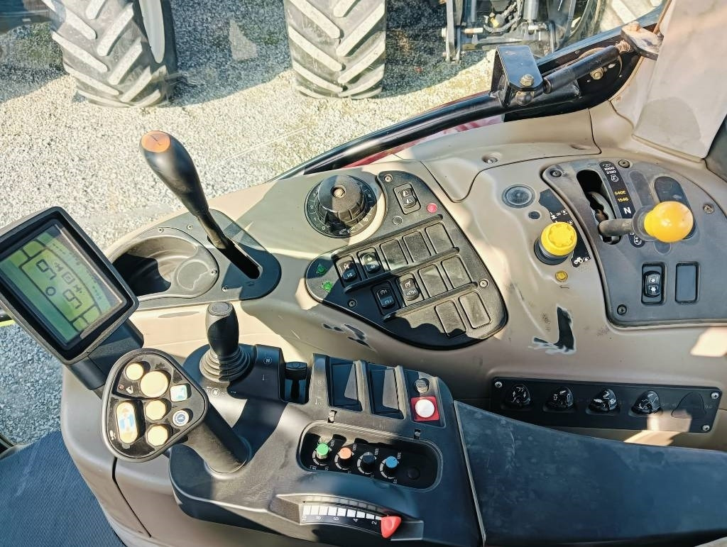 Трактор Case IH Maxxum 140: фото 30