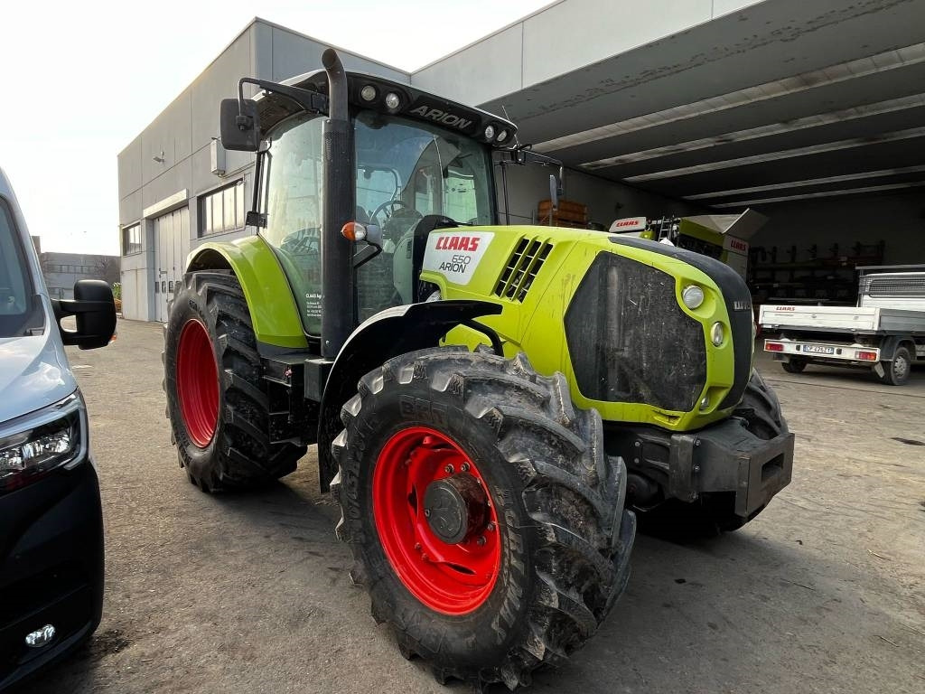 Claas Arion 650 - Трактор: фото 1 Claas Arion 650 - Трактор: фото 1