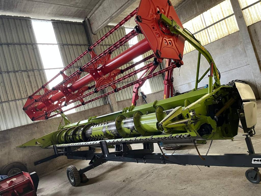 Claas CERIO 680 - Навесное оборудование для комбайна: фото 1 Claas CERIO 680 - Навесное оборудование для комбайна: фото 1