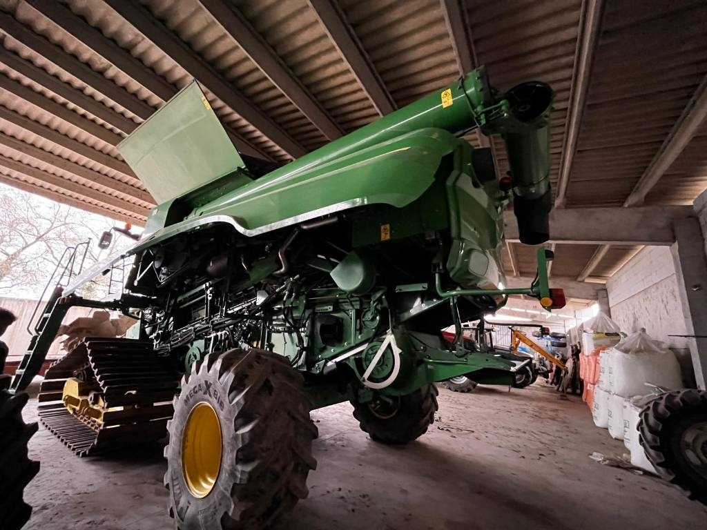 John Deere S 670 i RISO - Зерноуборочный комбайн: фото 3 John Deere S 670 i RISO - Зерноуборочный комбайн: фото 3