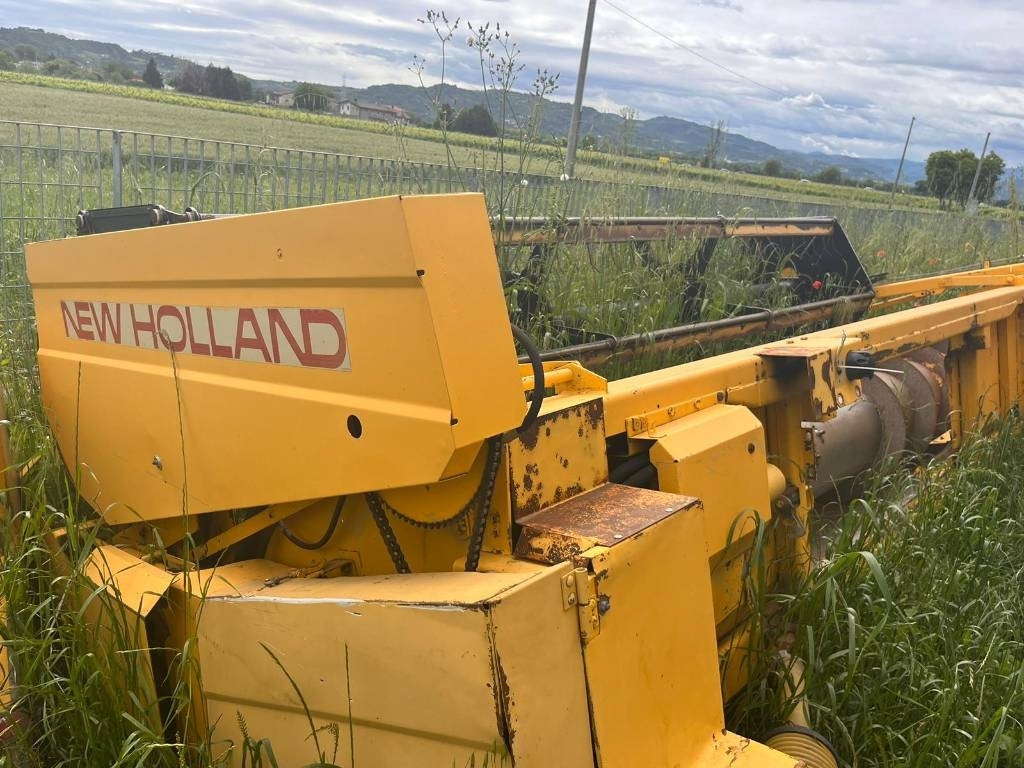 New Holland SOIA 4.4 - Навесное оборудование для комбайна: фото 1 New Holland SOIA 4.4 - Навесное оборудование для комбайна: фото 1