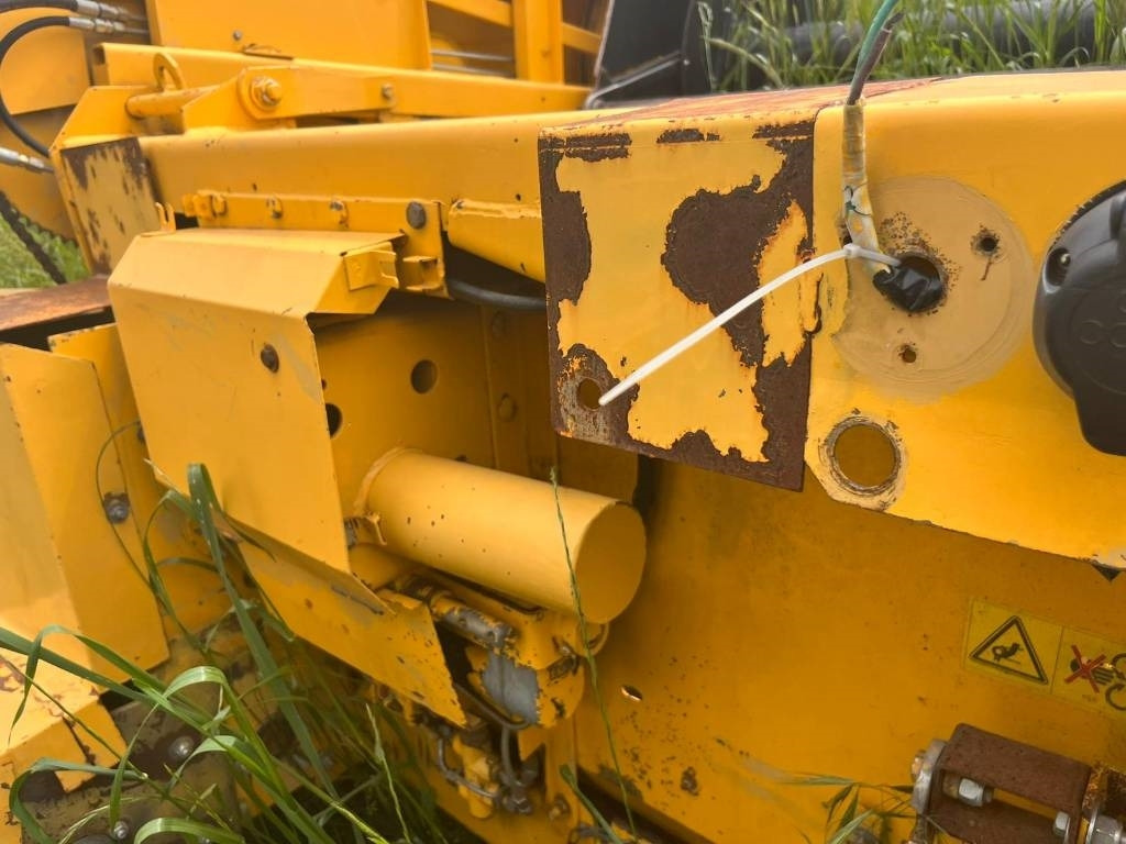 New Holland SOIA 4.4 - Навесное оборудование для комбайна: фото 3 New Holland SOIA 4.4 - Навесное оборудование для комбайна: фото 3