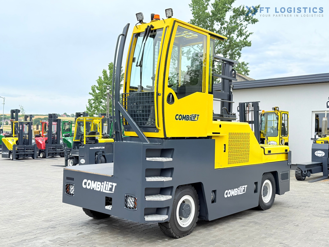 COMBILIFT C6000FSL / DIESEL / DUPLEX - 4100MM / 1400MM FORKS / SIDE LOADER / 6000KG CAPACITY / FREE LIFT / DEUTZ ENGINE / EXCELLENT CONDITION - Боковой погрузчик: фото 2 COMBILIFT C6000FSL / DIESEL / DUPLEX - 4100MM / 1400MM FORKS / SIDE LOADER / 6000KG CAPACITY / FREE LIFT / DEUTZ ENGINE / EXCELLENT CONDITION - Боковой погрузчик: фото 2