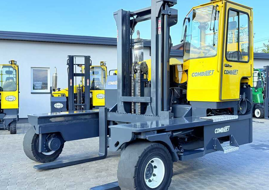Combilift C14000 / DUPLEX - 3600 / GAS / FREE-LIFT - Четырехсторонний погрузчик: фото 1 Combilift C14000 / DUPLEX - 3600 / GAS / FREE-LIFT - Четырехсторонний погрузчик: фото 1