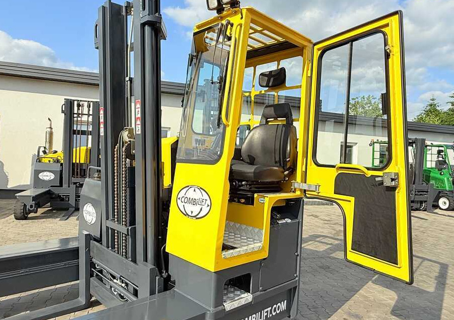 Combilift C4000 / DIESEL / DUPLEX - 4100MM / POSITIONER / ONLY 2951 MTH / LIKE NEW в лизинг Combilift C4000 / DIESEL / DUPLEX - 4100MM / POSITIONER / ONLY 2951 MTH / LIKE NEW: фото 12