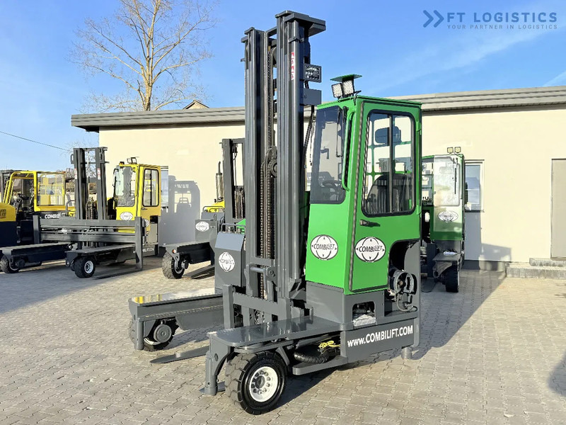 Combilift C4000 / GAS / TRIPLEX - 6900MM / FREE-LIFT / FULL CABIN C4000 / GAS / TRIPLEX - 6900MM / FREE-LIFT / FULL CABIN - Четырехсторонний погрузчик: фото 1 Combilift C4000 / GAS / TRIPLEX - 6900MM / FREE-LIFT / FULL CABIN C4000 / GAS / TRIPLEX - 6900MM / FREE-LIFT / FULL CABIN - Четырехсторонний погрузчик: фото 1