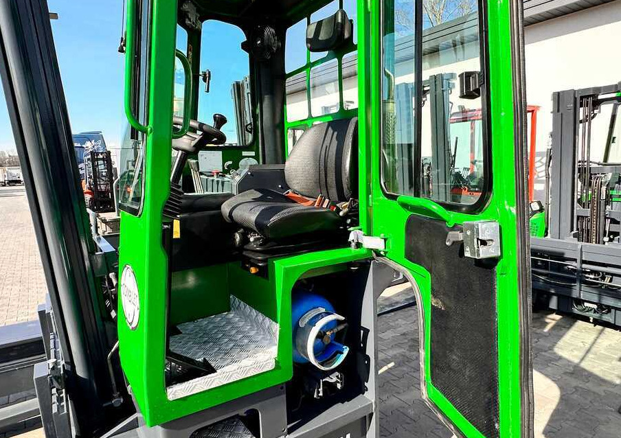 Combilift C4000 / LPG / DUPLEX / 4500MM / FREE LIFT / LIKE NEW - Четырехсторонний погрузчик: фото 5 Combilift C4000 / LPG / DUPLEX / 4500MM / FREE LIFT / LIKE NEW - Четырехсторонний погрузчик: фото 5