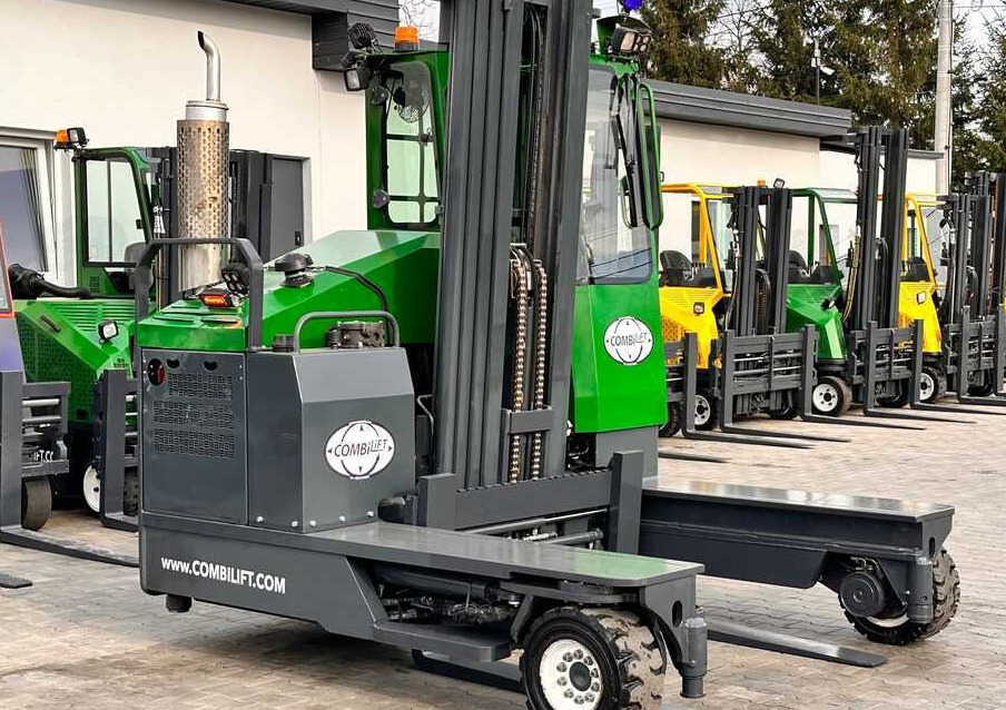 Combilift C4500 / LPG / UDT / TRIPLEX / 5500MM / FREE LIFT / FORK POSITIONER / LIKE NEW - Четырехсторонний погрузчик: фото 5 Combilift C4500 / LPG / UDT / TRIPLEX / 5500MM / FREE LIFT / FORK POSITIONER / LIKE NEW - Четырехсторонний погрузчик: фото 5