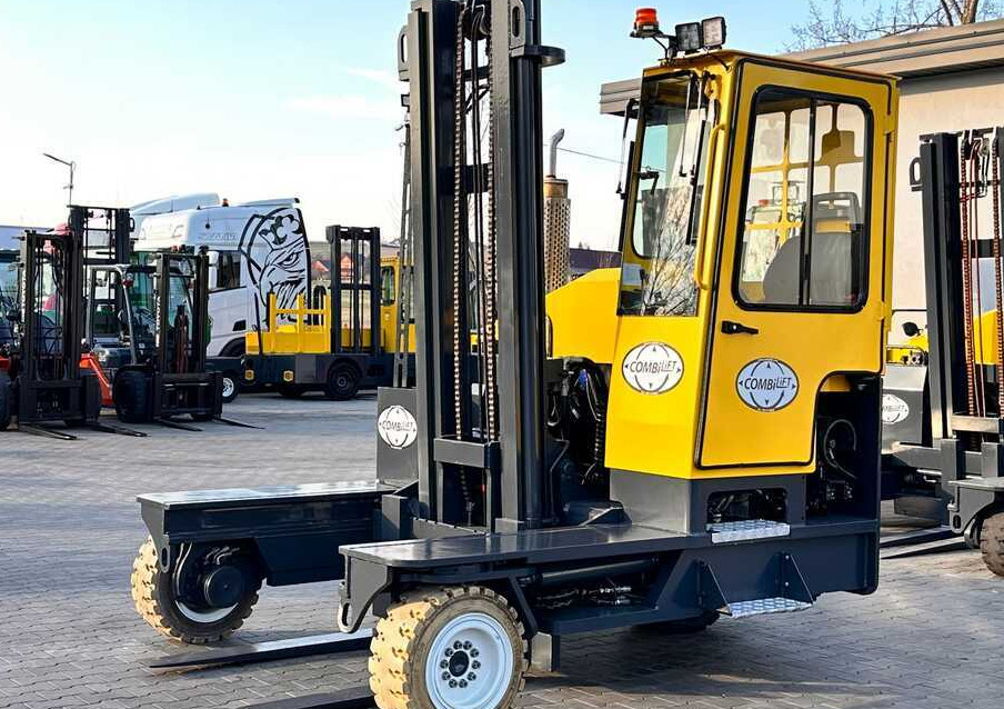 Combilift C5000XL / LPG / 2018 / DUPLEC5000XL / LPG / 2018 / DUPLEX / 4000MM / LIKE NEWX / 4000MM / LIKE NEW - Четырехсторонний погрузчик: фото 1 Combilift C5000XL / LPG / 2018 / DUPLEC5000XL / LPG / 2018 / DUPLEX / 4000MM / LIKE NEWX / 4000MM / LIKE NEW - Четырехсторонний погрузчик: фото 1