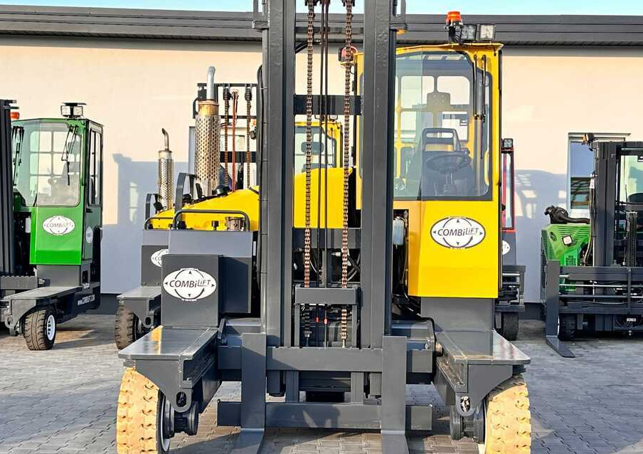 Combilift C5000XL / LPG / 2018 / DUPLEC5000XL / LPG / 2018 / DUPLEX / 4000MM / LIKE NEWX / 4000MM / LIKE NEW - Четырехсторонний погрузчик: фото 3 Combilift C5000XL / LPG / 2018 / DUPLEC5000XL / LPG / 2018 / DUPLEX / 4000MM / LIKE NEWX / 4000MM / LIKE NEW - Четырехсторонний погрузчик: фото 3