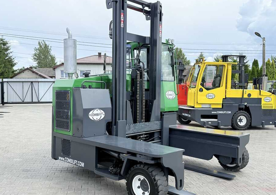 Combilift C8000 / GAS / DUPLEX - 4700MM / FORK POSITIONER / FREE LIFT / FULL HEATED CABIN / ONLY 5141H / CONDITION – LIKE NEW! - Четырехсторонний погрузчик: фото 4 Combilift C8000 / GAS / DUPLEX - 4700MM / FORK POSITIONER / FREE LIFT / FULL HEATED CABIN / ONLY 5141H / CONDITION – LIKE NEW! - Четырехсторонний погрузчик: фото 4