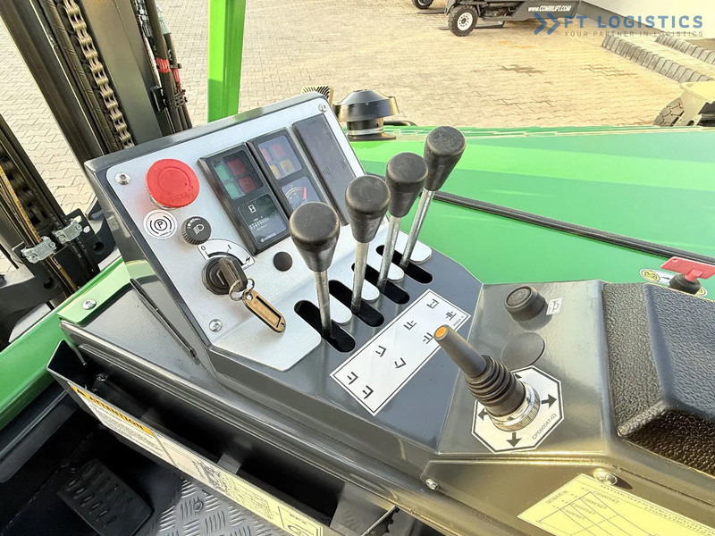 Четырехсторонний погрузчик Combilift CB4000 / GAS / TRIPLEX 5200MM / FREE LIFT / FORK POSITIONER / SIDE SHIFT / EXCELLENT CONDITION / Wide range of four-way and side: фото 20 Четырехсторонний погрузчик Combilift CB4000 / GAS / TRIPLEX 5200MM / FREE LIFT / FORK POSITIONER / SIDE SHIFT / EXCELLENT CONDITION / Wide range of four-way and side: фото 20