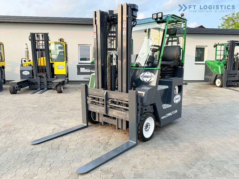 Combilift COMBILIFT C4000CB – TRIPLEX 5200mm – Year 2017 – LPG – FREE LIFT – SIDESHIFT – FORK POSITIONER – CONDITION 5/5 COMBILIFT C4000CB - Четырехсторонний погрузчик: фото 1 Combilift COMBILIFT C4000CB – TRIPLEX 5200mm – Year 2017 – LPG – FREE LIFT – SIDESHIFT – FORK POSITIONER – CONDITION 5/5 COMBILIFT C4000CB - Четырехсторонний погрузчик: фото 1