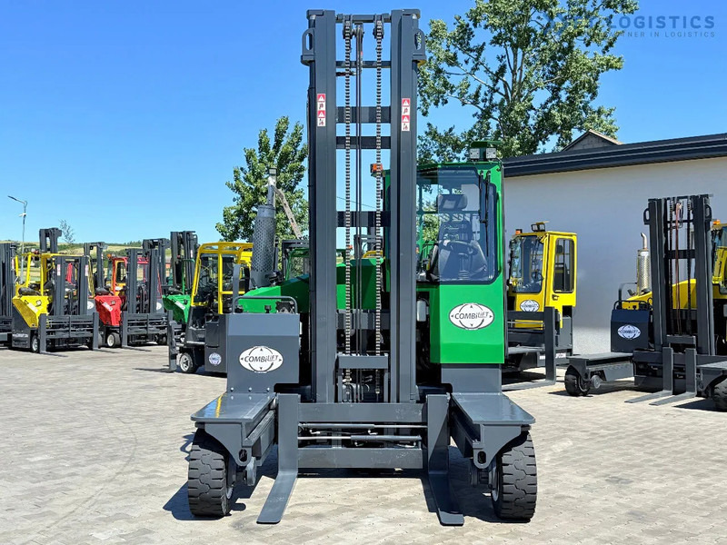 Combilift COMBILIFT C5000XL – DUPLEX 5500mm – Year 2019 – 1929 hours – DIESEL – FORK POSITIONER – SIDESHIFT – 1200MM FORKS – CONDITION 5/5 - Четырехсторонний погрузчик: фото 4 Combilift COMBILIFT C5000XL – DUPLEX 5500mm – Year 2019 – 1929 hours – DIESEL – FORK POSITIONER – SIDESHIFT – 1200MM FORKS – CONDITION 5/5 - Четырехсторонний погрузчик: фото 4