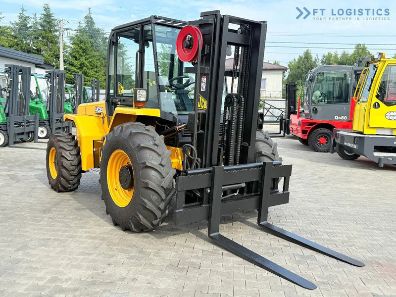 JCB 940 / DIESEL / TRIPLEX 4500MM / FORK POSITIONER / SIDE SHIFT / 4T / NEW TYRES / LIKE NEW 940 / DIESEL / TRIPLEX 4500MM / FORK PO - Внедорожный погрузчик: фото 5 JCB 940 / DIESEL / TRIPLEX 4500MM / FORK POSITIONER / SIDE SHIFT / 4T / NEW TYRES / LIKE NEW 940 / DIESEL / TRIPLEX 4500MM / FORK PO - Внедорожный погрузчик: фото 5