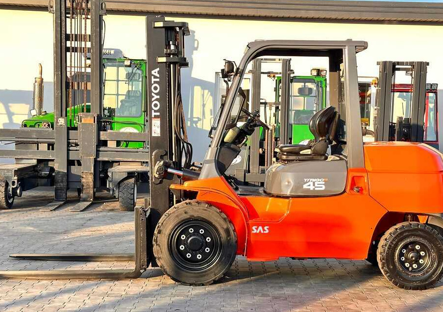Toyota 42-4FD40 / DIESEL / 4500KG / DUPLEX / FORKS 1400MM / WELL-MAINTAINED - Дизельный погрузчик: фото 4 Toyota 42-4FD40 / DIESEL / 4500KG / DUPLEX / FORKS 1400MM / WELL-MAINTAINED - Дизельный погрузчик: фото 4