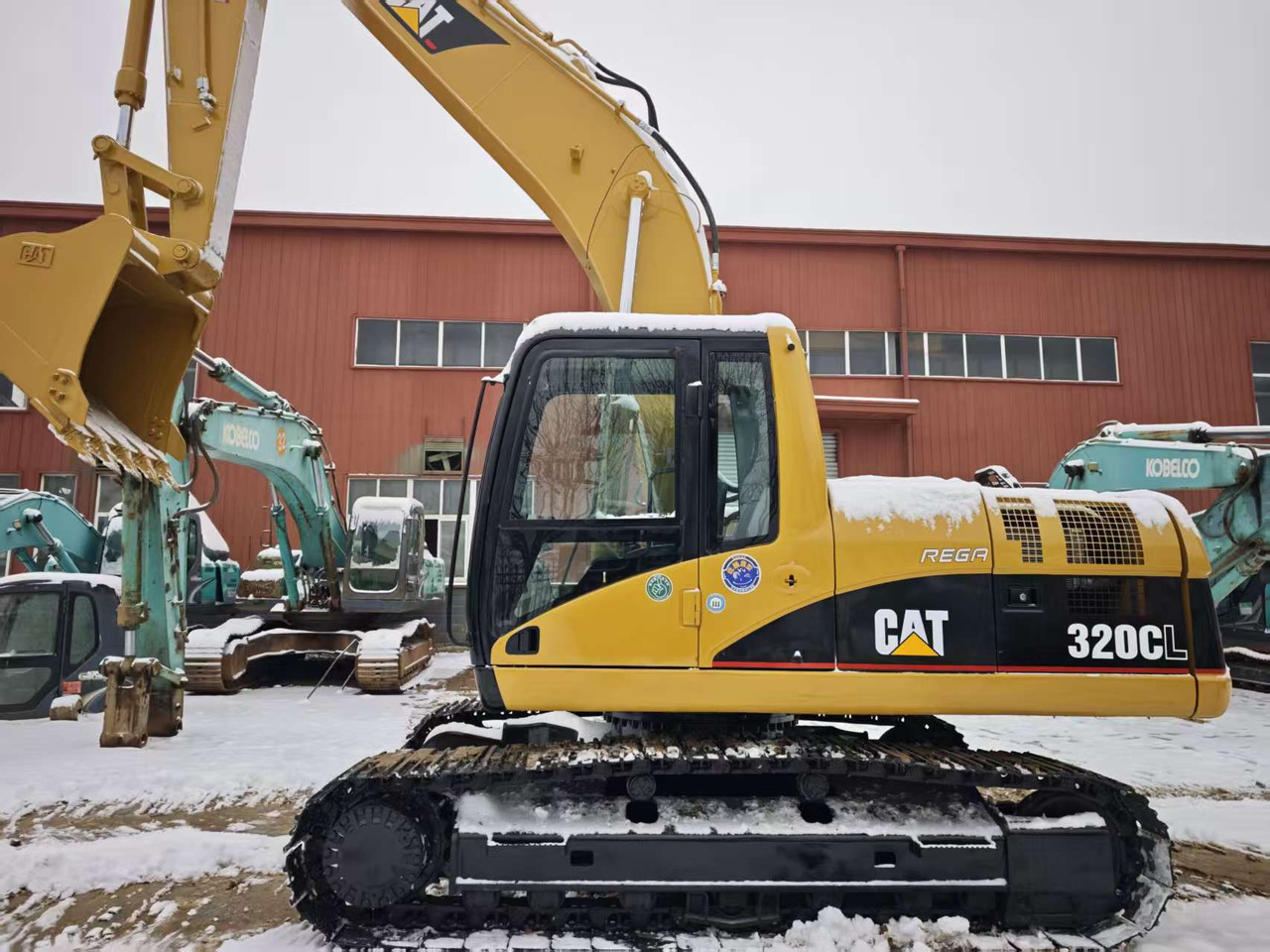 CATERPILLAR 320CL - Гусеничный экскаватор: фото 1 CATERPILLAR 320CL - Гусеничный экскаватор: фото 1