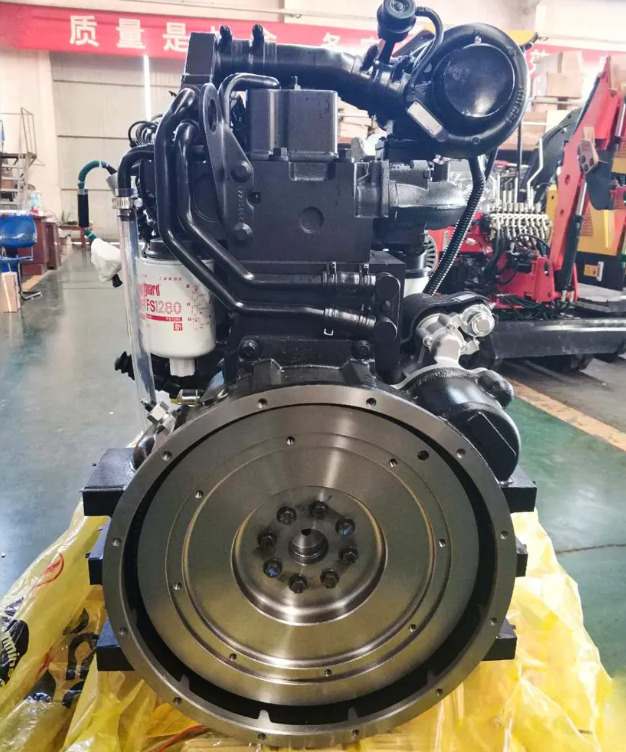 CUMMINS 6CTA8.3 - Двигатель для Экскаваторов: фото 1 CUMMINS 6CTA8.3 - Двигатель для Экскаваторов: фото 1