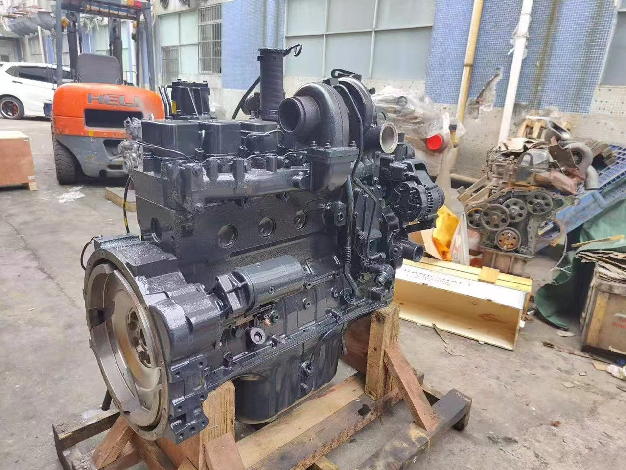 KOMATSU 6D102 - Двигатель: фото 2 KOMATSU 6D102 - Двигатель: фото 2