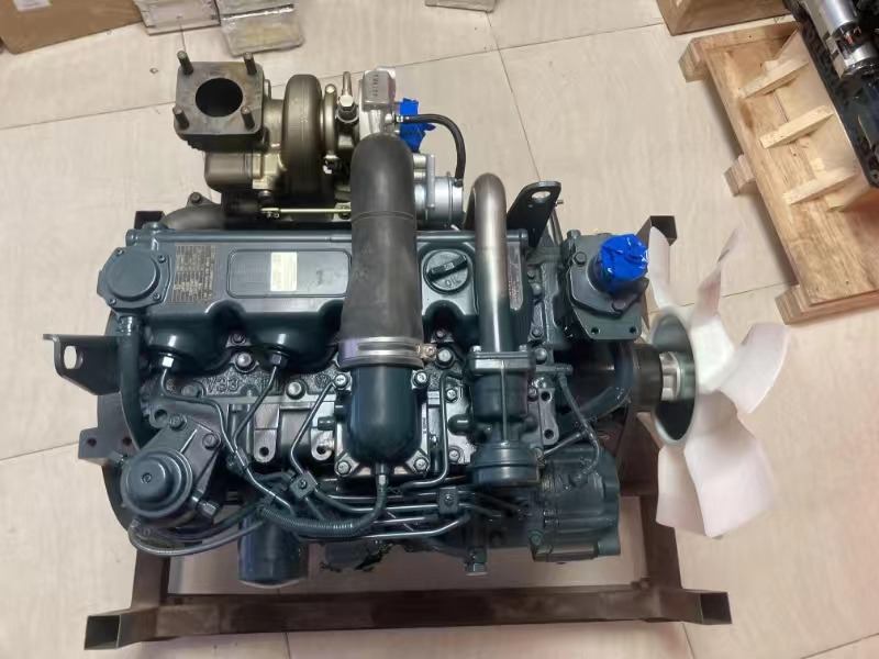 KUBOTA V3800 - Двигатель для Складских тягачей: фото 1 KUBOTA V3800 - Двигатель для Складских тягачей: фото 1