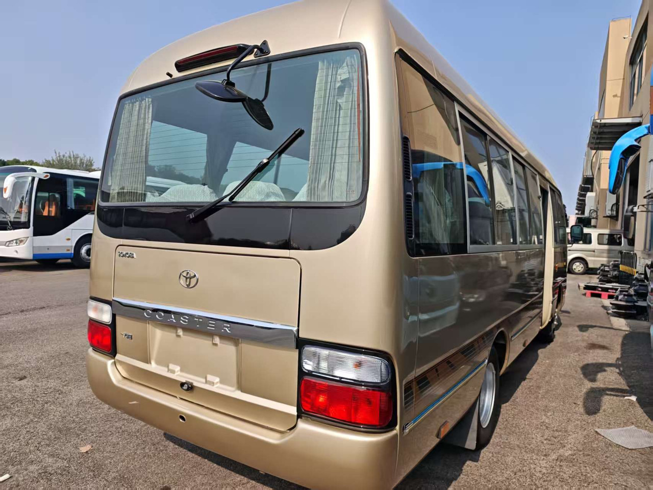 TOYOTA COASTER 23 seats - Туристический автобус: фото 3 TOYOTA COASTER 23 seats - Туристический автобус: фото 3