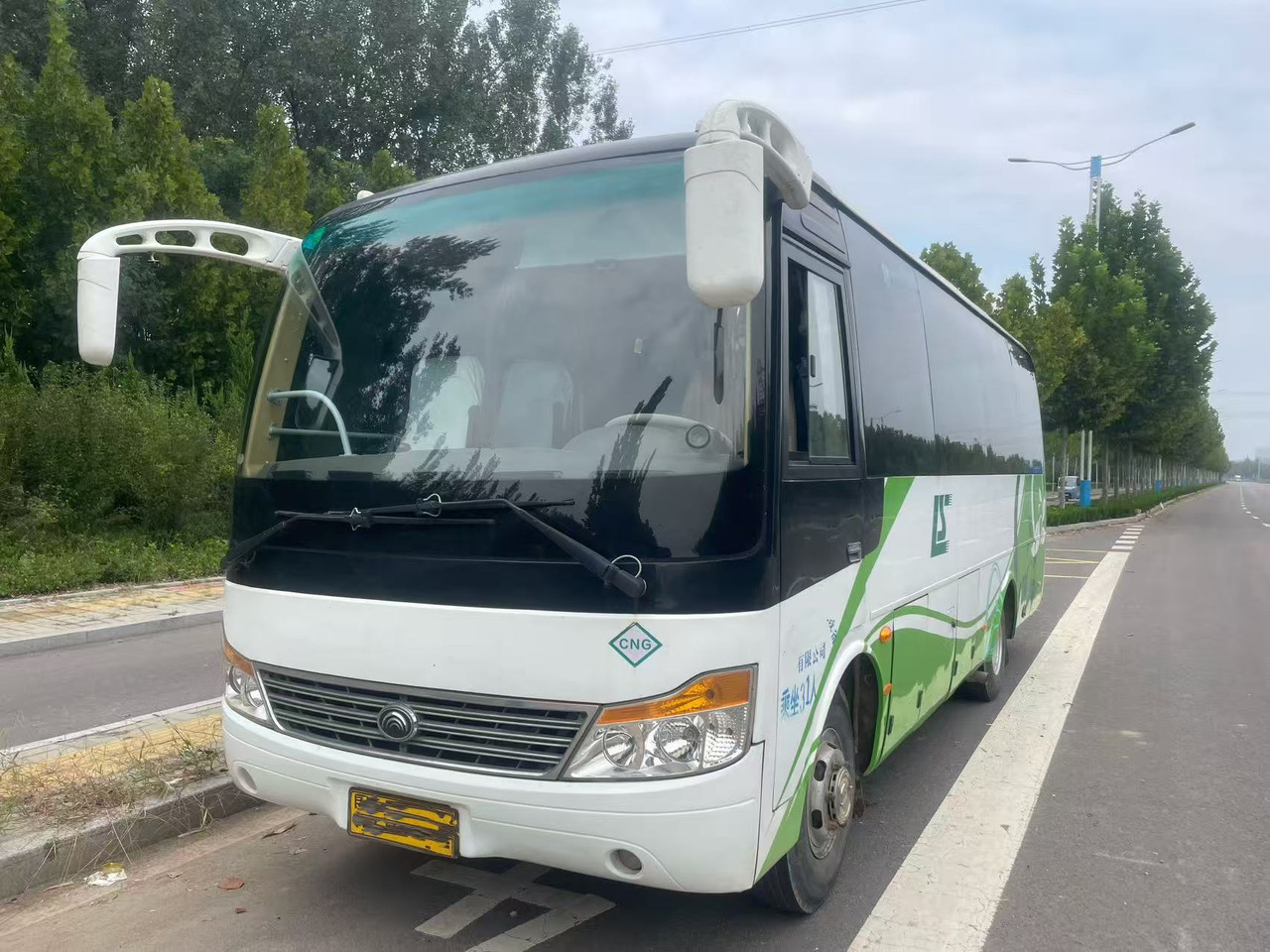 YUTONG 31 seats ZK6852HNG2 - Туристический автобус: фото 2 YUTONG 31 seats ZK6852HNG2 - Туристический автобус: фото 2